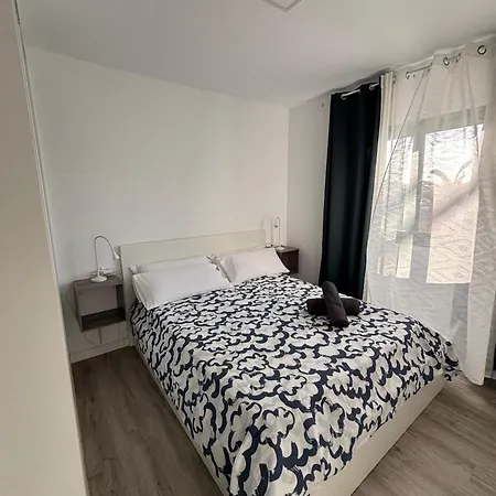 Lägenhet Pakki House *